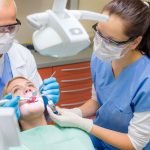 چگونه دستیار دندانپزشک شویم؟